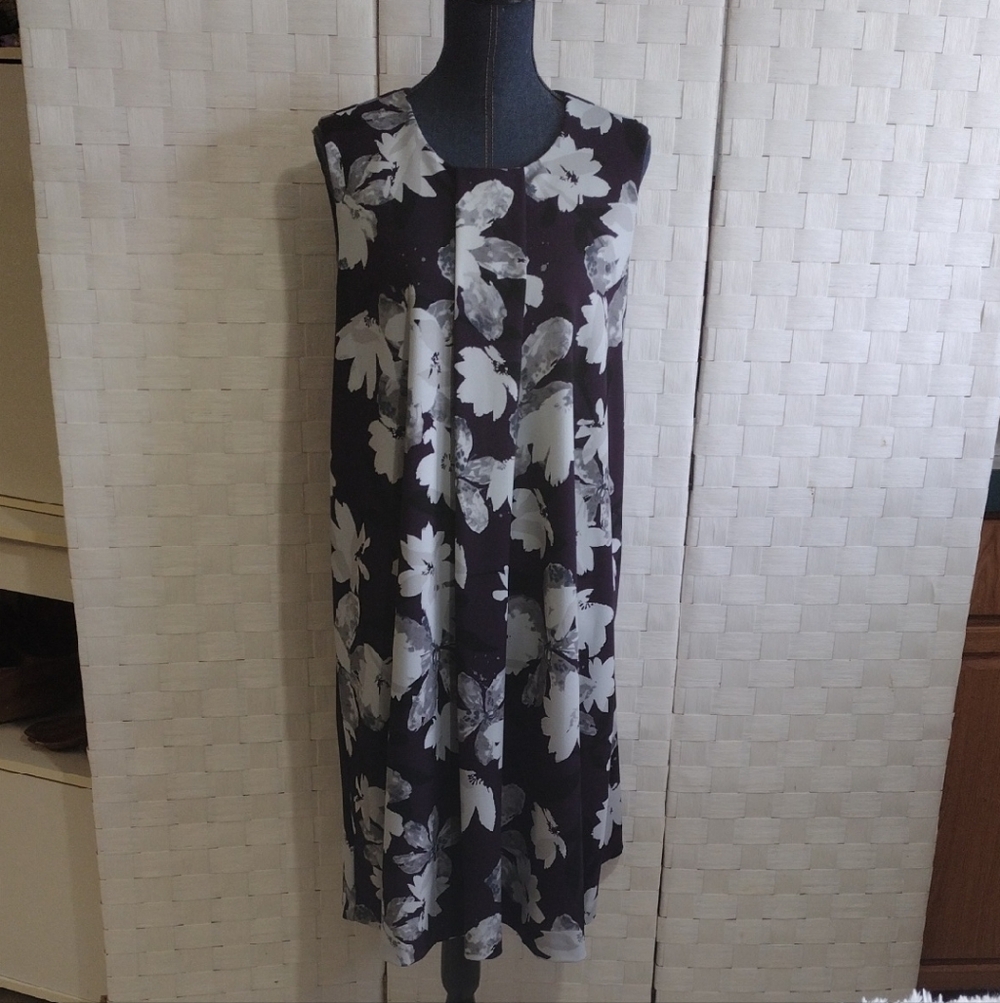 Alfani Plum Sleeveless Floral Midi Dress with Gray Blooms